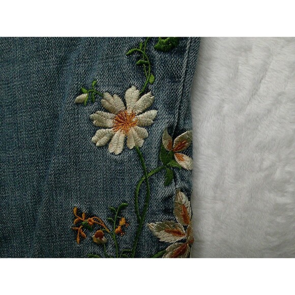 Liz Claiborne Boot Cut Jeans Size 14 Embroidered Flowers Blue Pockets Denim - Picture 8 of 16